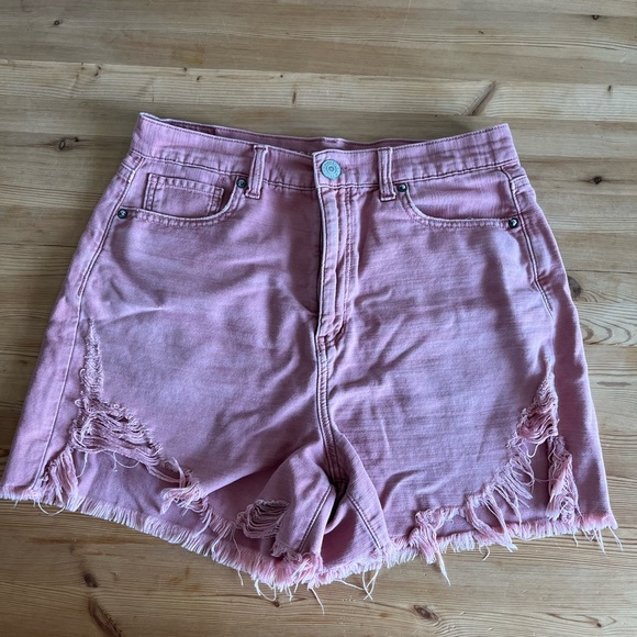 AE highest rise mom short Sz 10 - Picture 1 of 4